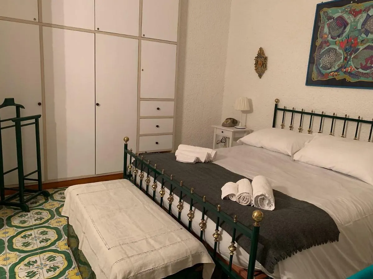 Villa Anna Agnone Bagni Italien